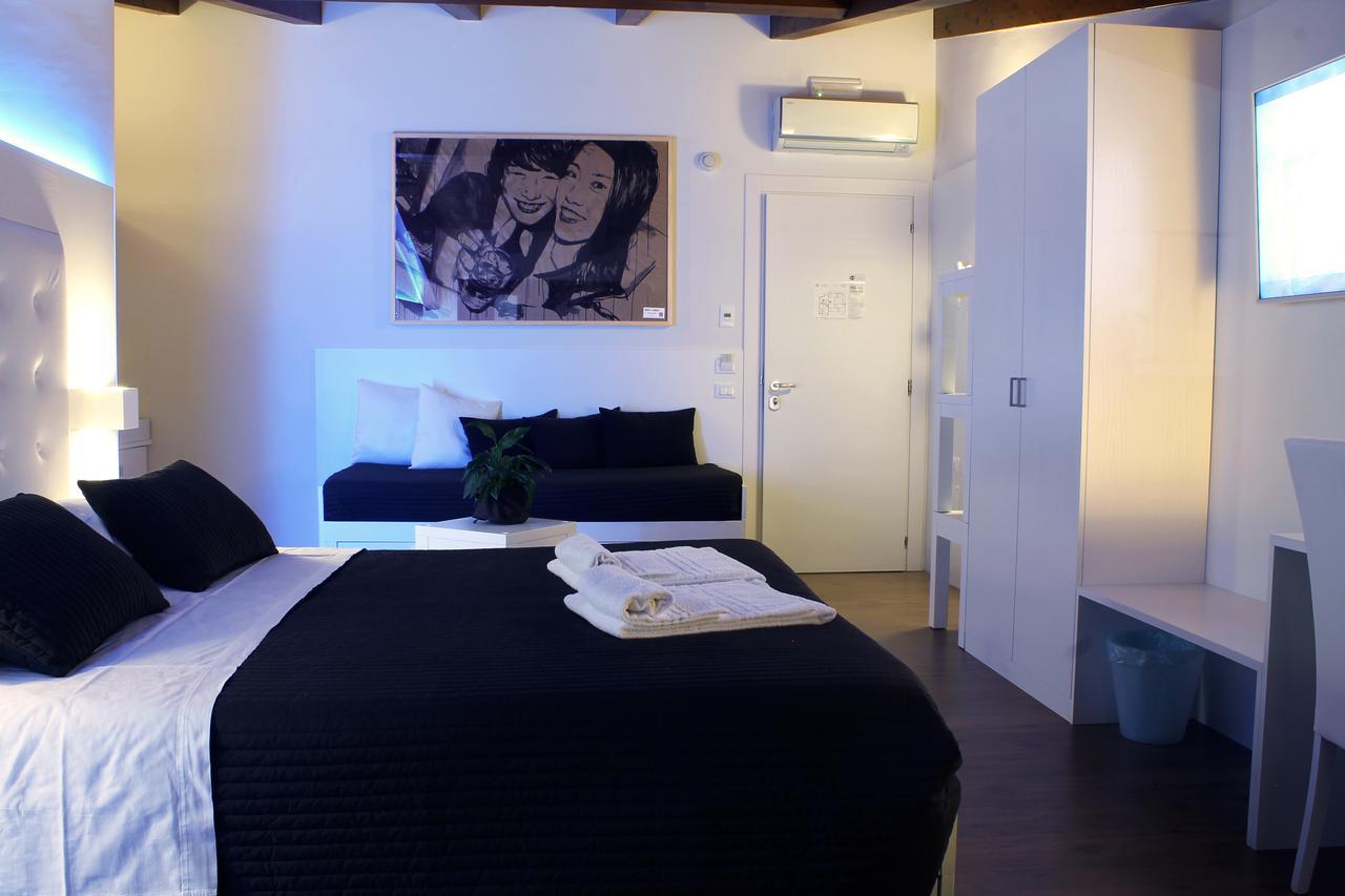 Boutique Hotel E Spa Citta Bianca เปสการา ภายนอก รูปภาพ