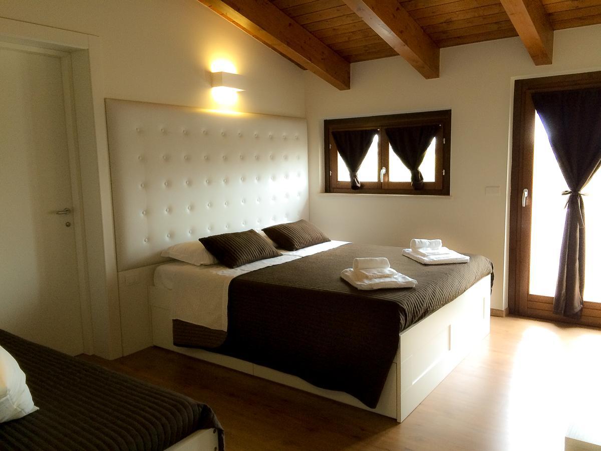 Boutique Hotel E Spa Citta Bianca เปสการา ภายนอก รูปภาพ
