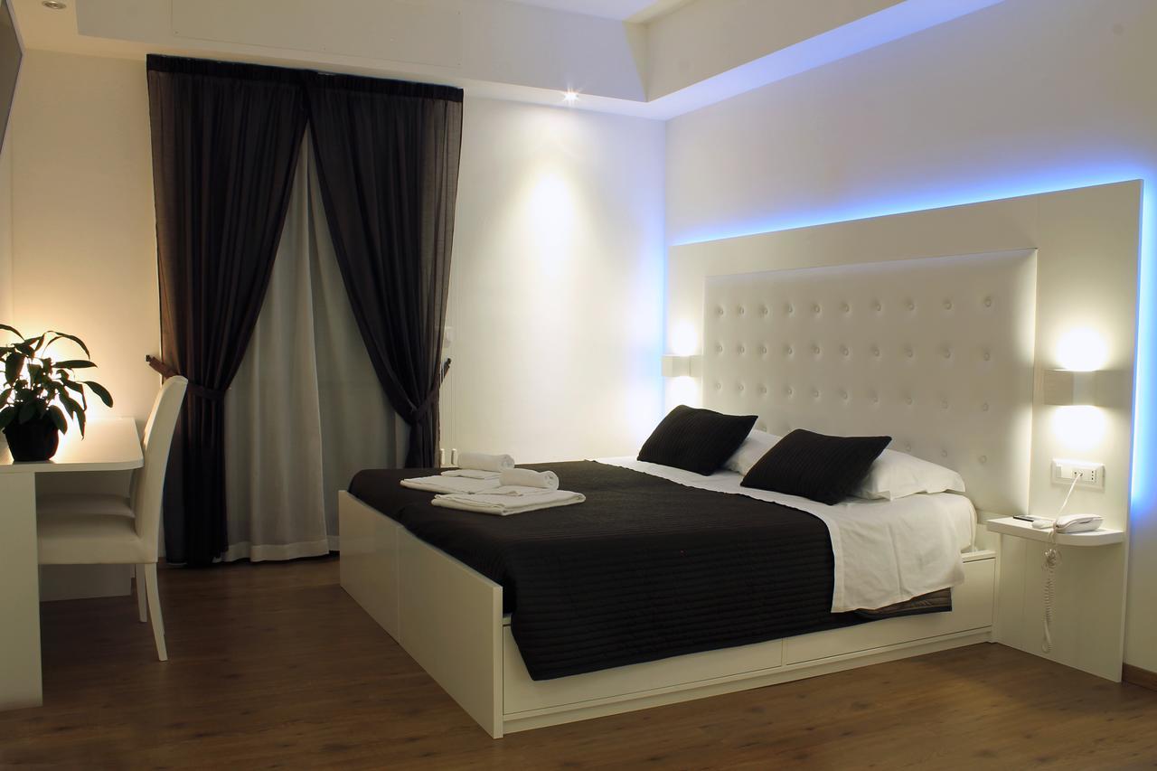 Boutique Hotel E Spa Citta Bianca เปสการา ภายนอก รูปภาพ