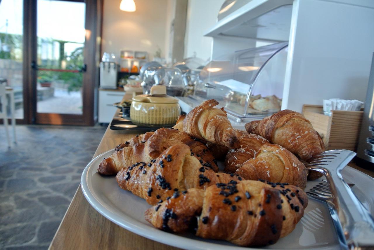 Boutique Hotel E Spa Citta Bianca เปสการา ภายนอก รูปภาพ