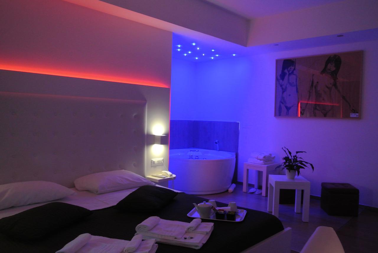 Boutique Hotel E Spa Citta Bianca เปสการา ภายนอก รูปภาพ